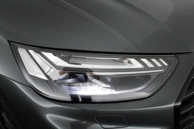 Audi Q5 55 TFSI e 368pk S edition Competition Luchtvering Trekhaak Camera Keyless Matrix Led Navigatie