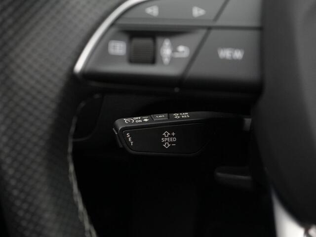 Audi Q5 50 TFSI e 299 pk S-tronic S edition / S-Line | Panoramadak | Rondomzicht camera | Matrix LED | Side Assist | Afgevlakt sportstuur