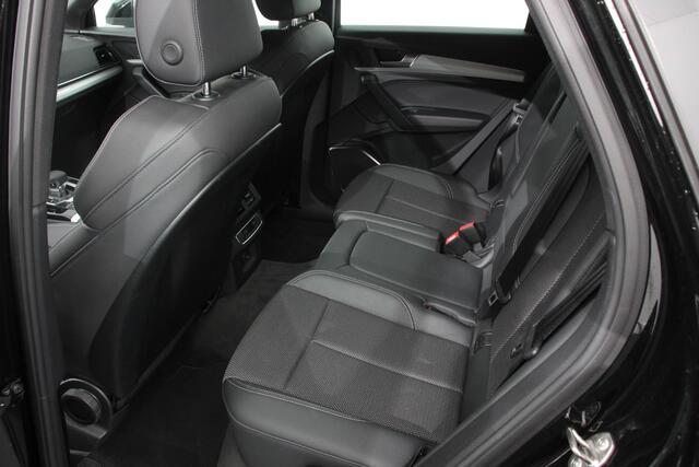 Audi Q5 Sportback 50 TFSI e S Edition S-Tronic Plug in Hybrid | Navigatie | Climate Control | Camera | Adaptive Cruise Control | Elektrische Achterklep | Led Matrix | Stoelverwarming |