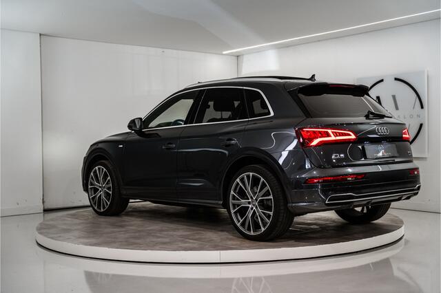 Audi Q5 2.0 TFSI Quattro 2x S-Line 252PK NL AUTO+NAP | Pano | luchtvering | Sfeer | Virtual | MATRIX