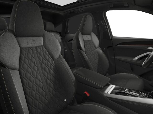 Audi Q5 Sportback 2.0 TFSI e-hybrid quattro S edition 299 PK · Adaptieve luchtvering · Trekhaak elek. wegklapbaar · Glazen panoramadak · 20" LM Velgen