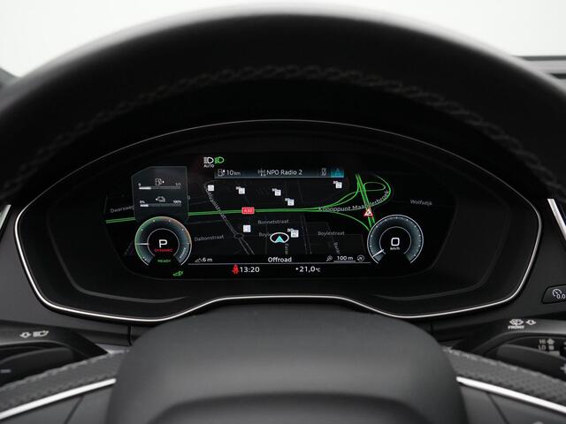 Audi Q5 50 TFSI e 299 pk S-tronic quattro S edition | Panoramadak | Leder/alcantara | Matrix LED | Achteruitrijcamera | Stoelverwarming