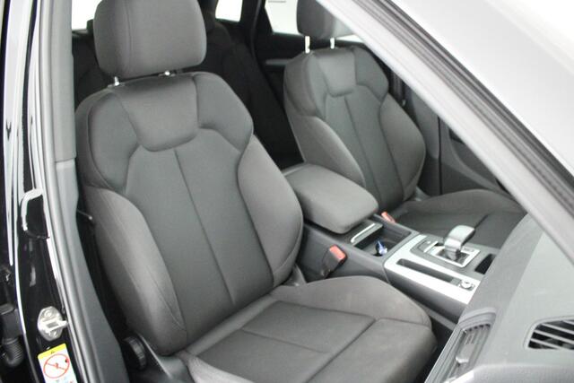 Audi Q5 55 TFSI e 367pk quattro S-Line Trekhaak Camera Panoramadak Keyless Matrix Led Virtual Cockpit Navigatie