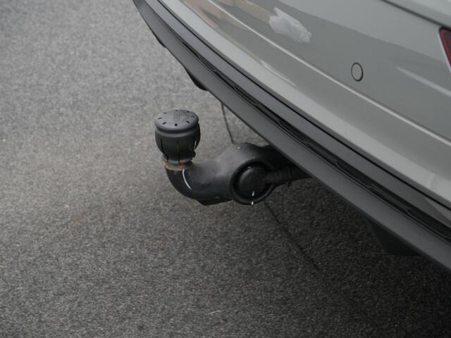 Audi Q5 55 TFSI e 367 pk S-tronic S edition Competition / S-Line | Panoramadak | Trekhaak | Achteruitrijcamera | Standkachel | Cruise Control | Zwart optiekpakket plus | 20 inch