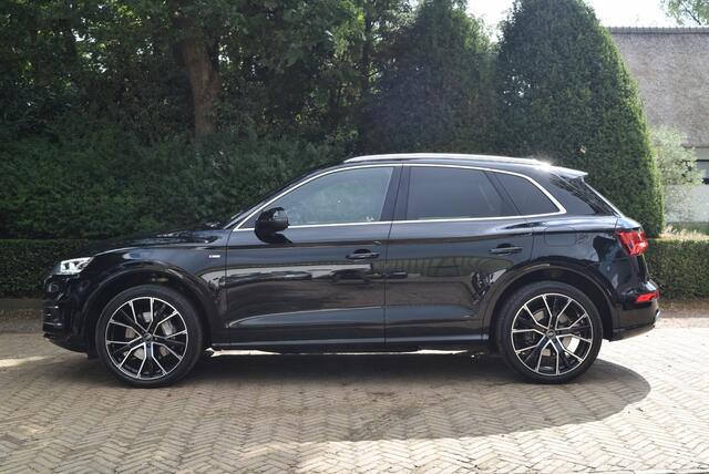 Audi Q5 50 TFSI e quattro Competition | 360 camera | 21 inch | Virtual cockpit