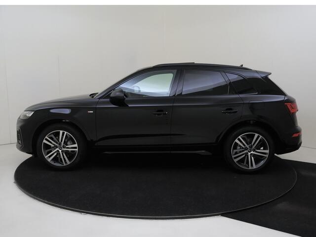 Audi Q5 50 TFSI e S edition Competition | Panoramadak | Comfortsleutel | Elek. verstelbare voorstoelen | Adaptive cruisecontrol | Verwarmbaar stuurwiel