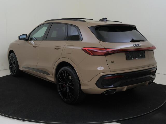 Audi Q5 2.0 TFSI e-hybrid quattro S edition Competition | Luchtvering | 21 inch lm velgen | Panoramadak | Lederen bekleding | Head-Up display