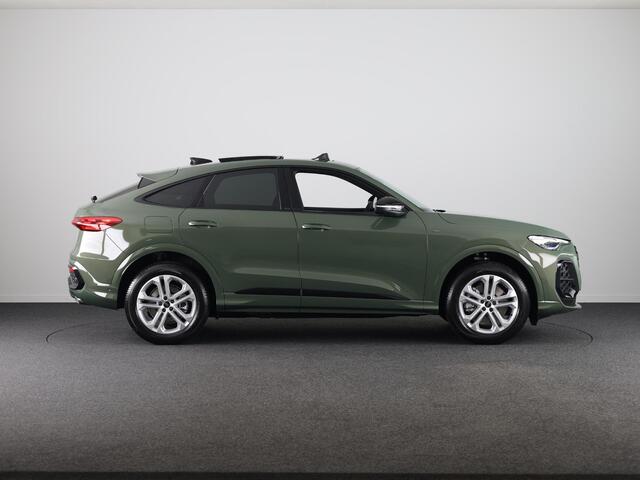 Audi Q5 Sportback 2.0 TFSI e-hybrid quattro S edition | Tech plus | Glazen panoramadak | Zwart pakket | Elektrische stoelen |