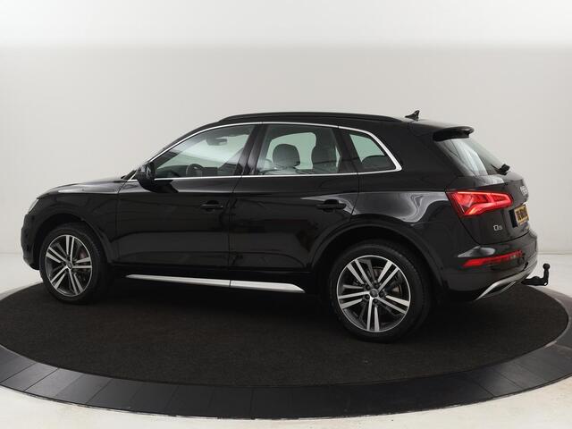 Audi Q5 2.0 TFSI quattro Launch Edition | Trekhaak | Head-Up | 360 Camera | Adaptive cruise | Matrix LED | Achterbankverwarming | Carplay | Memory | Virtual Cockpit | Navigatie | Sportstoelen