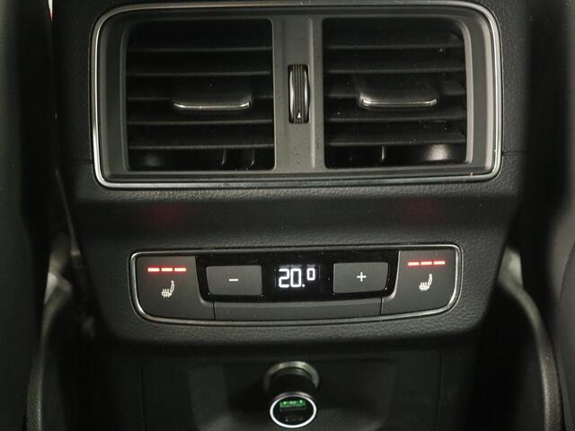 Audi Q5 2.0 TFSI quattro Launch Edition | Trekhaak | Head-Up | 360 Camera | Adaptive cruise | Matrix LED | Achterbankverwarming | Carplay | Memory | Virtual Cockpit | Navigatie | Sportstoelen