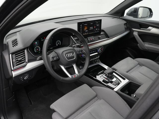 Audi Q5 Sportback 50 TFSI e 299 pk S-tronic S edition Competition / S-Line | Panoramadak | Trekhaak | Luchtvering | Rondomzicht camera | Bang & Olufsen | Matrix LED | 19 inch