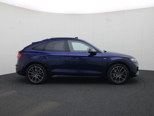 Audi Q5 Sportback 50 TFSIe 220kW/299PK S Line · Panoramadak · Camera · Luchtvering · Trekhaak ·