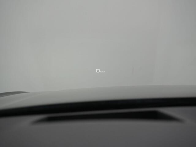 Audi Q5 Sportback 55 TFSI e 367 pk S-tronic S edition / Advanced | Panoramadak | Luchtvering | Leder | Stoelventilatie | Geheugenstoel | Carbon interieur | Head-up display