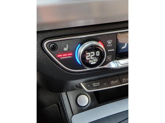Audi Q5 40 TDI 190pk quattro Sport S Line Edition Standkachel Camera Stoelverwarming Navigatie