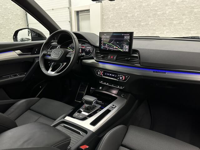 Audi Q5 Sportback 40 TFSI Benzine S-Line | ACC | Sfeerverlichting | Keyless-Entry | Matrix-LED | Virtual-Cockpit | Tour-Pakket | Black-Optic | Camera | Beker-Clima | 3-Zone Clima | Draadloos Laden | Zonwering | 6 mnd. BOVAG Garantie |