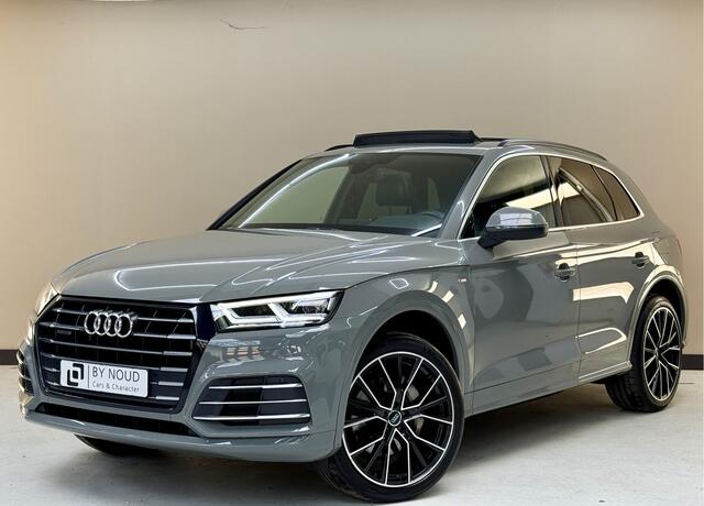 Audi Q5 55 TFSI e quattro Competition, 300Pk, 2019, Dealer onderhouden, Panoramadak, Cruise control, Climate control, Nardo grijs, Sportstoelen, Digitale tellers, Elektrische stoelen, Navigatie, Getinte ruiten,