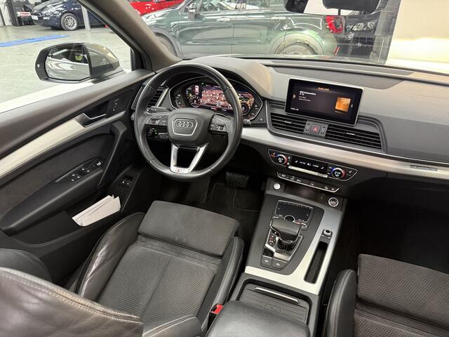 Audi Q5 55 TFSI e quattro Competition, 300Pk, 2019, Dealer onderhouden, Panoramadak, Cruise control, Climate control, Nardo grijs, Sportstoelen, Digitale tellers, Elektrische stoelen, Navigatie, Getinte ruiten,