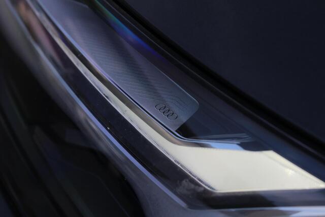 Audi Q5 50 TFSI e S edition | Panorama dak | 360 Camera | Trekhaak | Adaptieve Cruise Control |