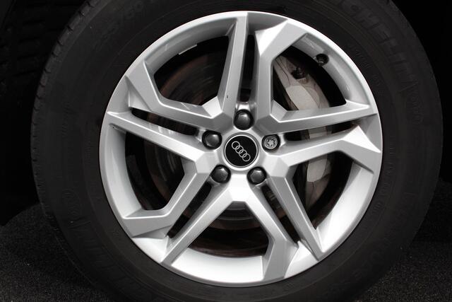 Audi Q5 50 TFSI e quattro PHEV Prestige | Navigatie | Apple Carplay/Android Auto | Adaptive Cruise Control | Parkeersensoren | Camera | Lane Assist | Elektrische achterklep | Matrix | LED koplampen | Dynamische knipperlichten | Inklapbare trekhaak | Virtual Cockp