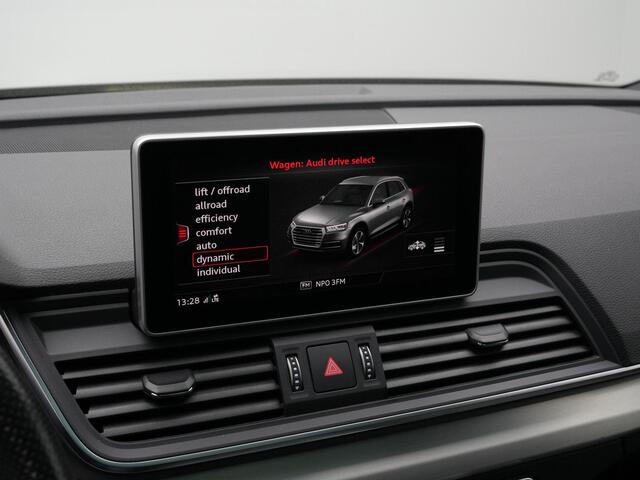 Audi Q5 2.0 TFSI S-tronic quattro Sport S Line Edition | Panoramadak | Luchtvering | Trekhaak | Achteruitrijcamera | Side Assist |