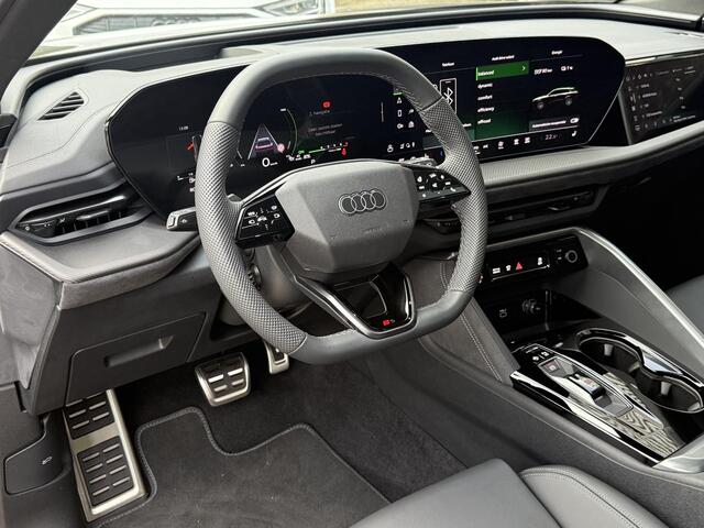 Audi Q5 2.0 TFSI e-hybrid Quattro S edition Luchtvering l B&O l Optiek Zwart l Tech Pro l Trekhaak l Scherm passagier