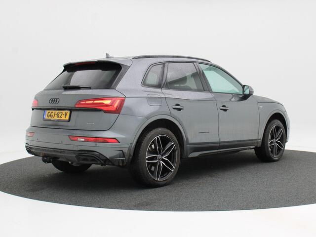 Audi Q5 50 TFSi e 299 Pk Automaat S-Line Competition | Panoramadak | B&O | 360° Camera | Adaptive Cruise | Trekhaak | LED | 20 Inch | 19.862 Km!!