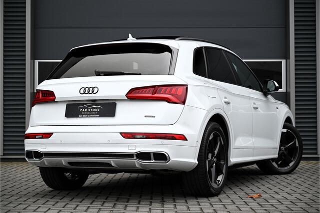 Audi Q5 55 TFSI e QUATTRO / PANO / RS SEATS / LUCHTVERING / B&O / VIRTUAL COCKPIT / LED MATRIX / CAMERA