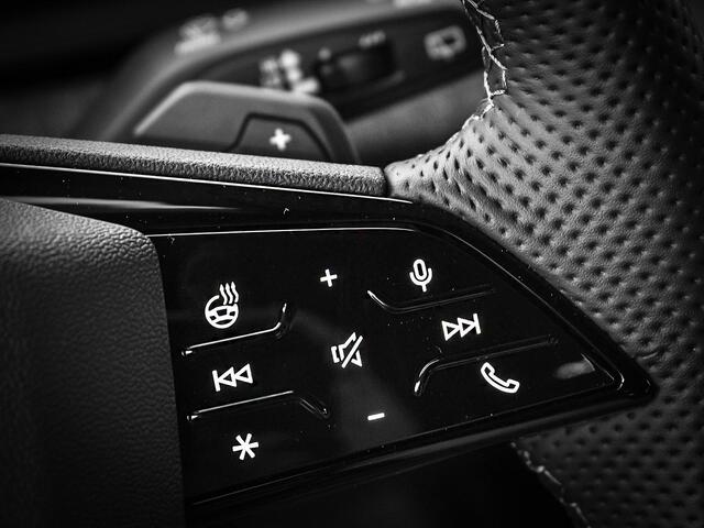 Audi Q6 e-tron S edition (B1) e-tron perf 225kW/306pk 100Kwh Hat Audi Q6 e-tron S edition performance 100 kWh · Luchtvering · Adaptive cruise control · Camera's rondom