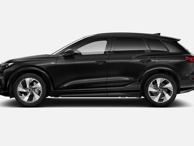 Audi Q6 e-tron S edition 252 PK · Tech pro · Stoelventilatie voorin · Trekhaak, mechanisch draaibaar