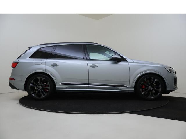 Audi Q7 55 TFSI e quattro Pro Line Advanced | Panoramadak | B&O 3D sound | Supersport stoelen | Tour | 360 graden camera | Sfeerverlichting |