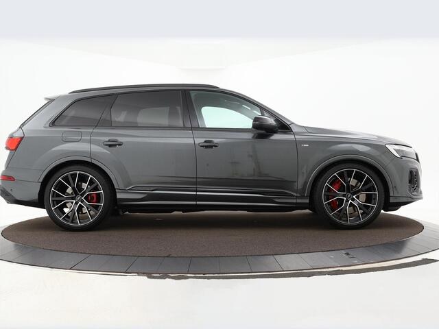 Audi Q7 60 TFSIe 490pk Quattro Pro Line S Competition · Luchtvering · Massage · Panoramadak · Elek. Voorstoelen · B&O Audio · Elek. Trekhaak · 22'' Inch · Garantie t/m 26-02-2028 of 90.000km