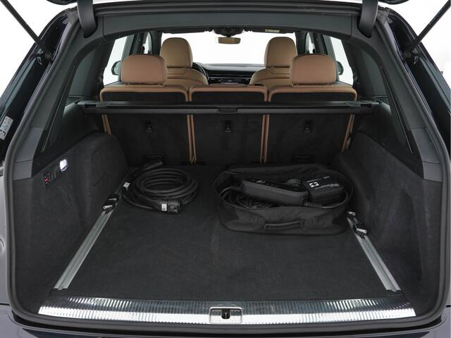 Audi Q7 55 TFSI e quattro Pro Line Plus (INCL.BTW) *FULL-LEATHER | MATRIX-LED | BANG&OLUFSEN | DIGI-COCKPIT | COMFORT-SEATS | KEYLESS | CAMERA | NAVI-FULLMAP | DAB+ | AMBIENT-LIGHT | TOWBAR | 20''ALU | ECC | PDC | CRUISE*