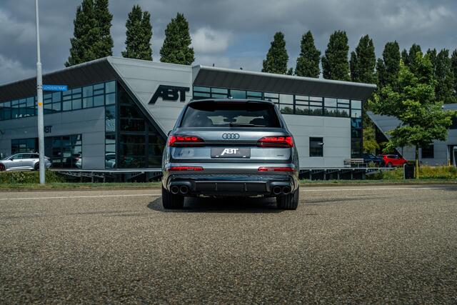 Audi Q7 60 TFSIe Audi Exclusive ABT Power S | B&O Advanced 3D | Panorama dak | Carbon spiegels | vierwielsturing | uitgebreid leder pakket | Alcantara hemel | Matrix Laser LED | Akoestisch glas | Massage | Comfortsleutel Assistentiepakket Plus |