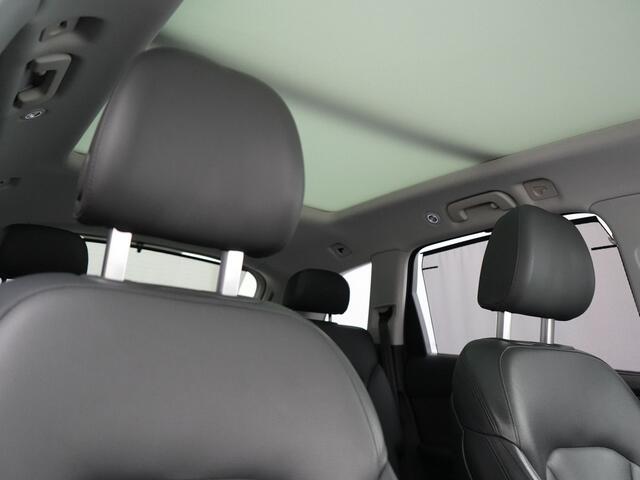 Audi Q7 55 TFSI e Quattro Pro Line Plug In Hybrid 381pk Dealer O.H PHEV | Luchtvering | Trekhaak Af Fabriek | Panodak | Adaptive Cruise | Matrix LED | Camera | Lederen Sportstoelen Memory & Ventilatie | Navigatie | Keyless | Virtual | DAB |