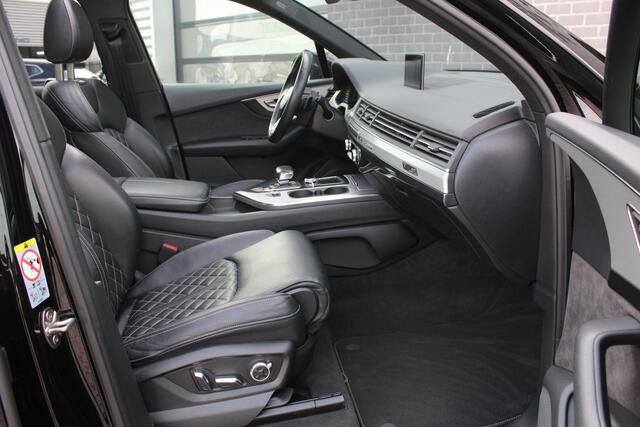 Audi Q7 4.0 TDI SQ7 Quattro 435 PK / Carplay / Panoramadak