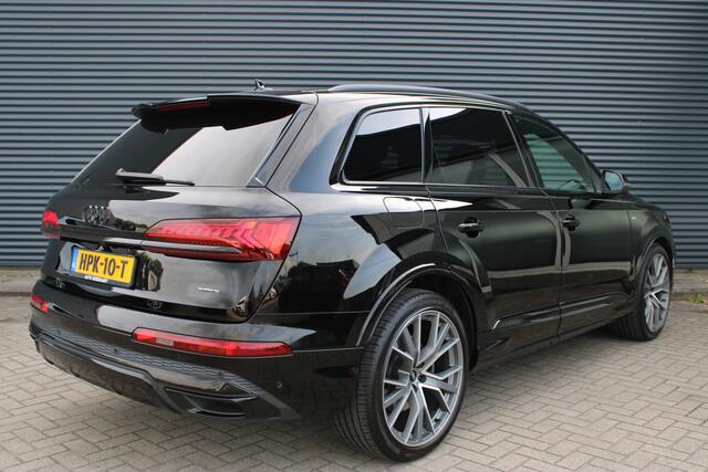 Audi Q7 55 TFSI e Quattro S-Line Panoramadak Full-Led Adaptive-Cruise 22"LMV Elektr.-Trekhaak