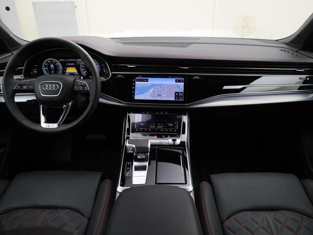 Audi Q7 55 TFSIe 290kW/394PK quattro S Line · Panoramadak · Leder · Trekhaak · 360 gr. camera · Garantie tot 04-02-2030 of 100.000km