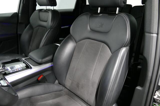 Audi Q7 60 TFSI e quattro Competition / SQ7 Diffuser / HD Laser Matrix LED / Panoramadak / Luchtvering / Elektr. verstelbare voorstoelen + memory / Rondomzichtcamera / Bang & Olufsen 3D Sound / Dodehoek detectie / Apple Carplay - Android Auto / HUD / 22'' LMV / S