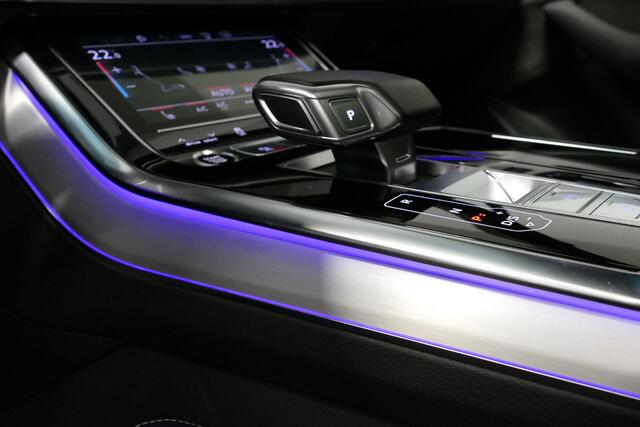 Audi Q7 60 TFSI e quattro Competition / SQ7 Diffuser / HD Laser Matrix LED / Panoramadak / Luchtvering / Elektr. verstelbare voorstoelen + memory / Rondomzichtcamera / Bang & Olufsen 3D Sound / Dodehoek detectie / Apple Carplay - Android Auto / HUD / 22'' LMV / S