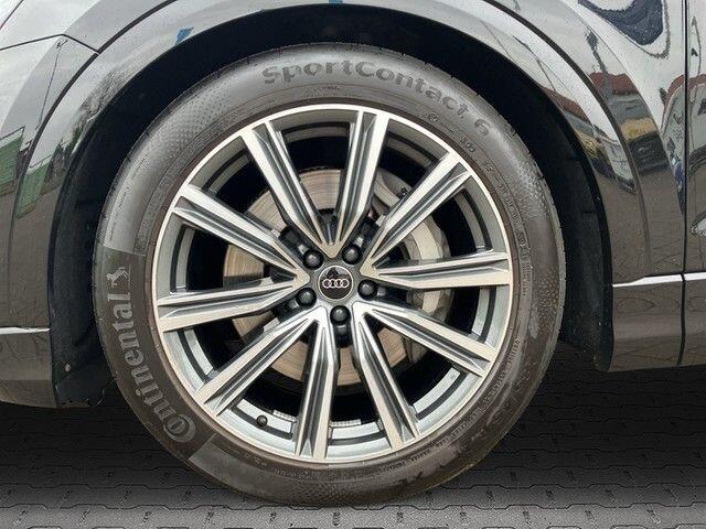 Audi Q8 55 TFSI e Quattro S Line 394 PK ACC Head-Up Luchtvering Bang und Olufsen Matrix 21 Inch