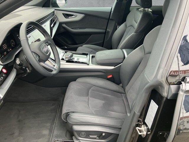 Audi Q8 55 TFSI e Quattro S Line 394 PK ACC Head-Up Luchtvering Bang und Olufsen Matrix 21 Inch