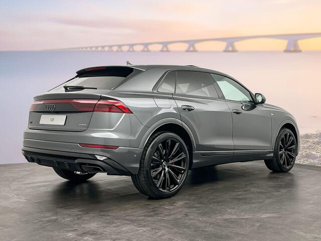 Audi Q8 Pro Line S 55 TFSI e 290 kW / 394 PK SUV 8 versn.