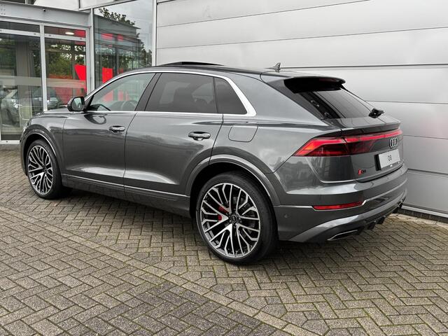 Audi Q8 Pro Line S (C2 PI) 55 TFSI e 290 kW / 394 pk CUV Audi Q8 Pro Line S 55 TFSI e 290 kW / 394 pk 8 versn. Tiptronic quattro | Softclose | Panoramadak | 23" LMV | Rode Remzadels | Comfort sleutel | B&O 3D Premium Soundsystem | Sportstoelen Plus | Valcona lede