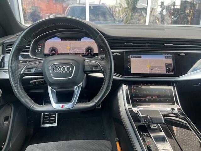 Audi Q8 55 TFSI Q S-LINE - MAXTON - PANO - 4-W. BEST. - 22 INCH