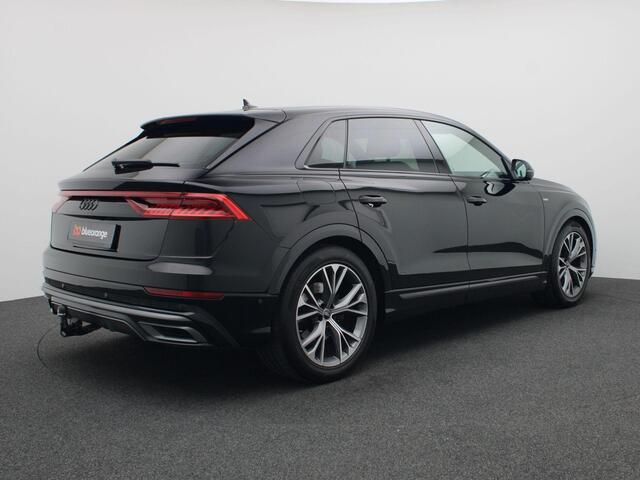 Audi Q8 55 TFSI e quattro Pro Line S 380PK S-Tronic S-Line, Servosluiting, Nachtzichtcamera, Memorystoel, Keyless, Elektr. Achterklep, PDC voor en achter, Navi, Stoel-Stuurverwarming, Trekhaak, 21" LM Velgen