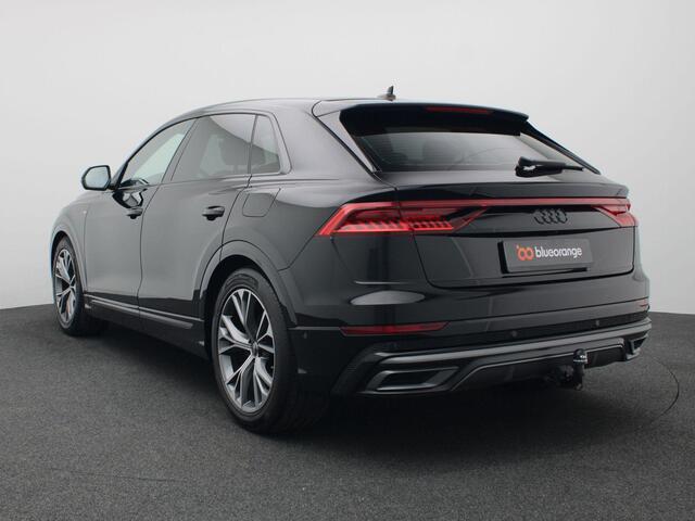 Audi Q8 55 TFSI e quattro Pro Line S 380PK S-Tronic S-Line, Servosluiting, Nachtzichtcamera, Memorystoel, Keyless, Elektr. Achterklep, PDC voor en achter, Navi, Stoel-Stuurverwarming, Trekhaak, 21" LM Velgen
