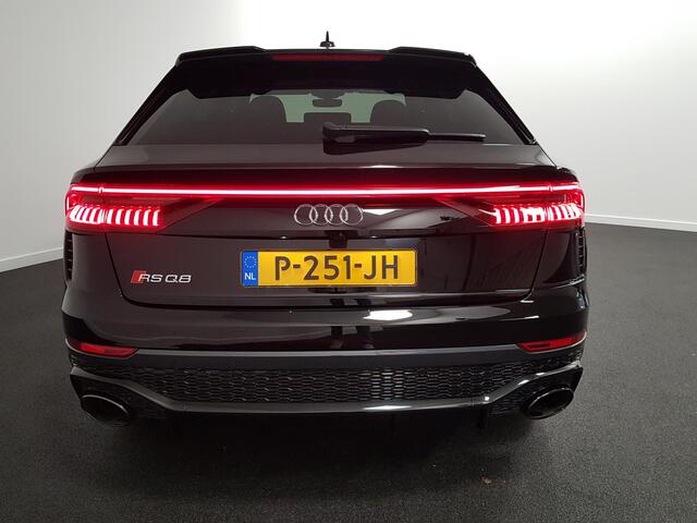 Audi Q8 4.0 TFSI RS Q8 Quattro 600pk! | Panoramadak | Navigatie | Electrische achterklep | Led