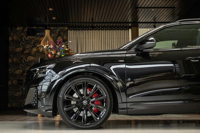 Audi Q8 60 TFSI e Competition | 5 jaar garantie | Alcantara | Rood stiksel | Rode gordel | Soft-close | 5 jaar garantie |