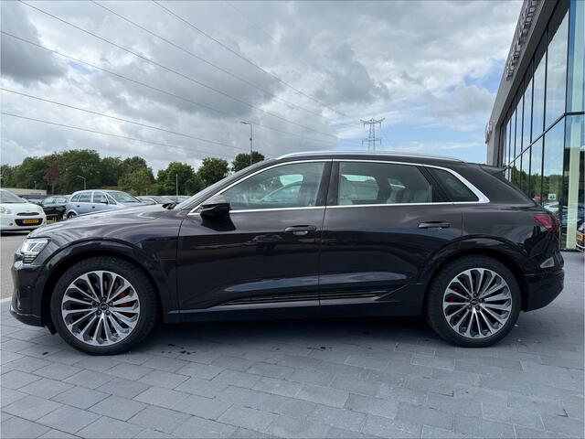 Audi Q8 e-tron 55 quattro Advanced Edition 115 kWh | Stoelventilatie | Trekhaak | B&O | Panorama dak |