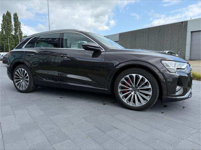 Audi Q8 e-tron 55 quattro Advanced Edition 115 kWh | Stoelventilatie | Trekhaak | B&O | Panorama dak |